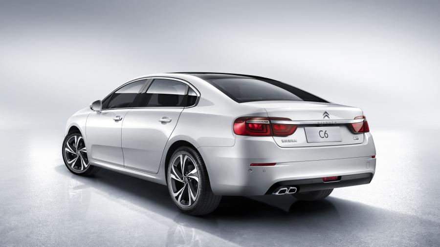  Citroen C6 2016 года  (фото 10 из 39)